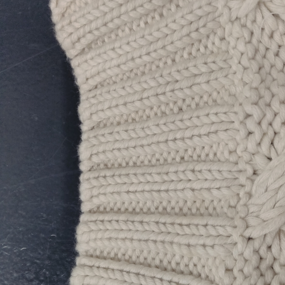 Vineyard Vines Chunky Cable Knit Sweater Size Medium Classic Fisherman Minimalis - Picture 5 of 6